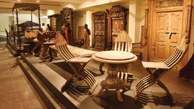 Manjusha Museum